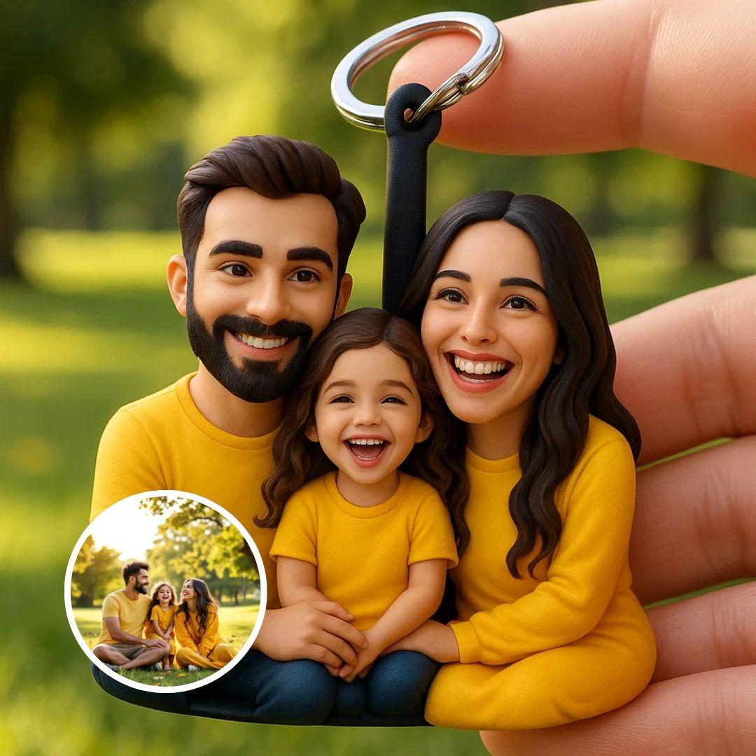 Custom 3D Family Figurine Keychain – Personalized Parents & Children Miniature Gift