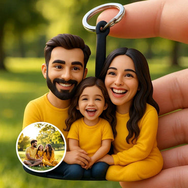 Custom 3D Family Figurine Keychain – Personalized Parents & Children Miniature Gift