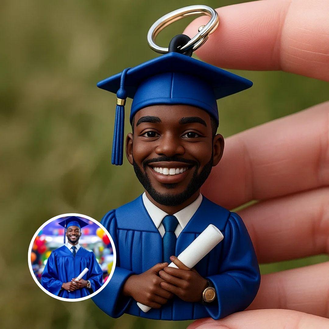 Custom 3D Family Keychain Bust – Graduation or Personalized Figurine from Photo – Unique Gift for Parents or Seniors