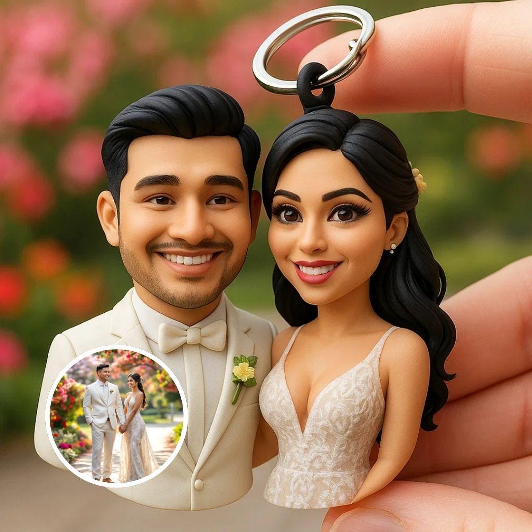 Custom 3D Couple Keychain – Personalized Wedding, Hijab, and Floral Figurine Gift