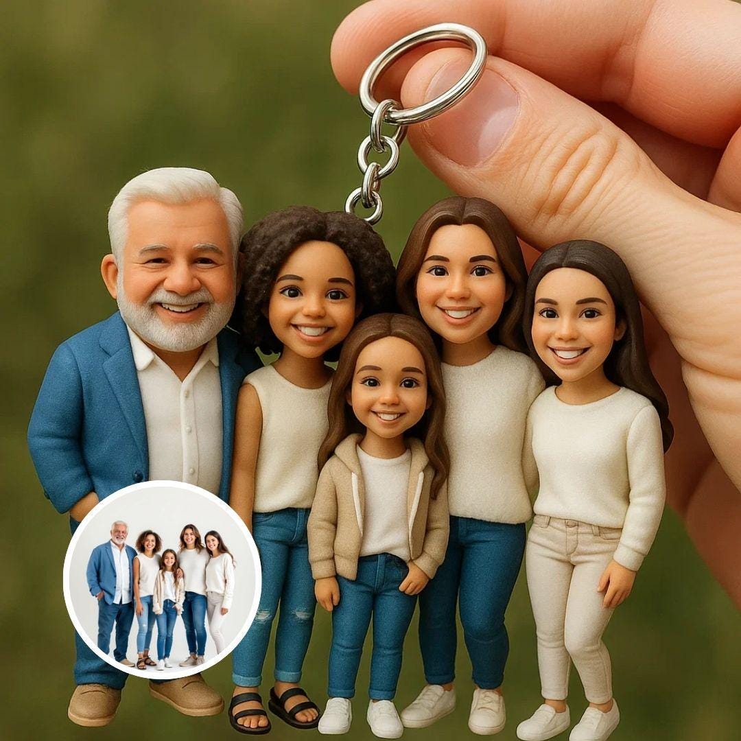 Custom Big Family 3D Keychain – Multigenerational Personalized Group Figurine Gift