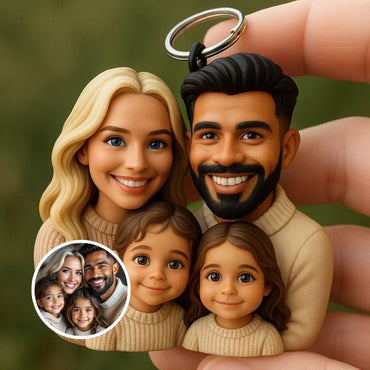 Custom 3D Family Keychain Bust – Graduation or Personalized Figurine from Photo – Unique Gift for Parents or Seniors