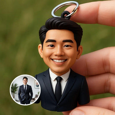 Personalized 3D Business Keychain – Custom Mini Executive Figurine from Photo