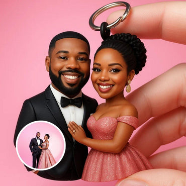 Custom 3D Couple Figurine Keychain – Modern, Cultural, and Formal Love Portrait Gift